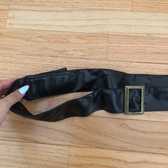 NWT DOLLS KILL Dolls Kill Pirate Maiden Costume - Ren-Faire Crop Top Mini Skirt - Picture 8 of 15